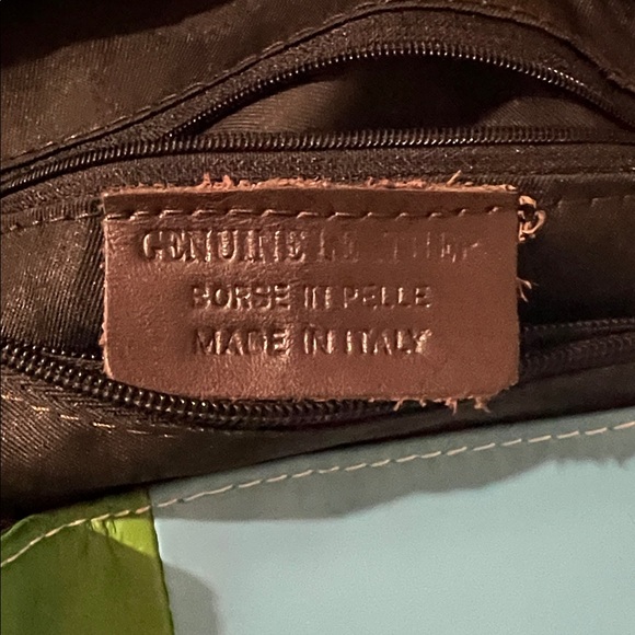 Chic Multicolor Leather Shoulder Bag - Picture 6 of 11